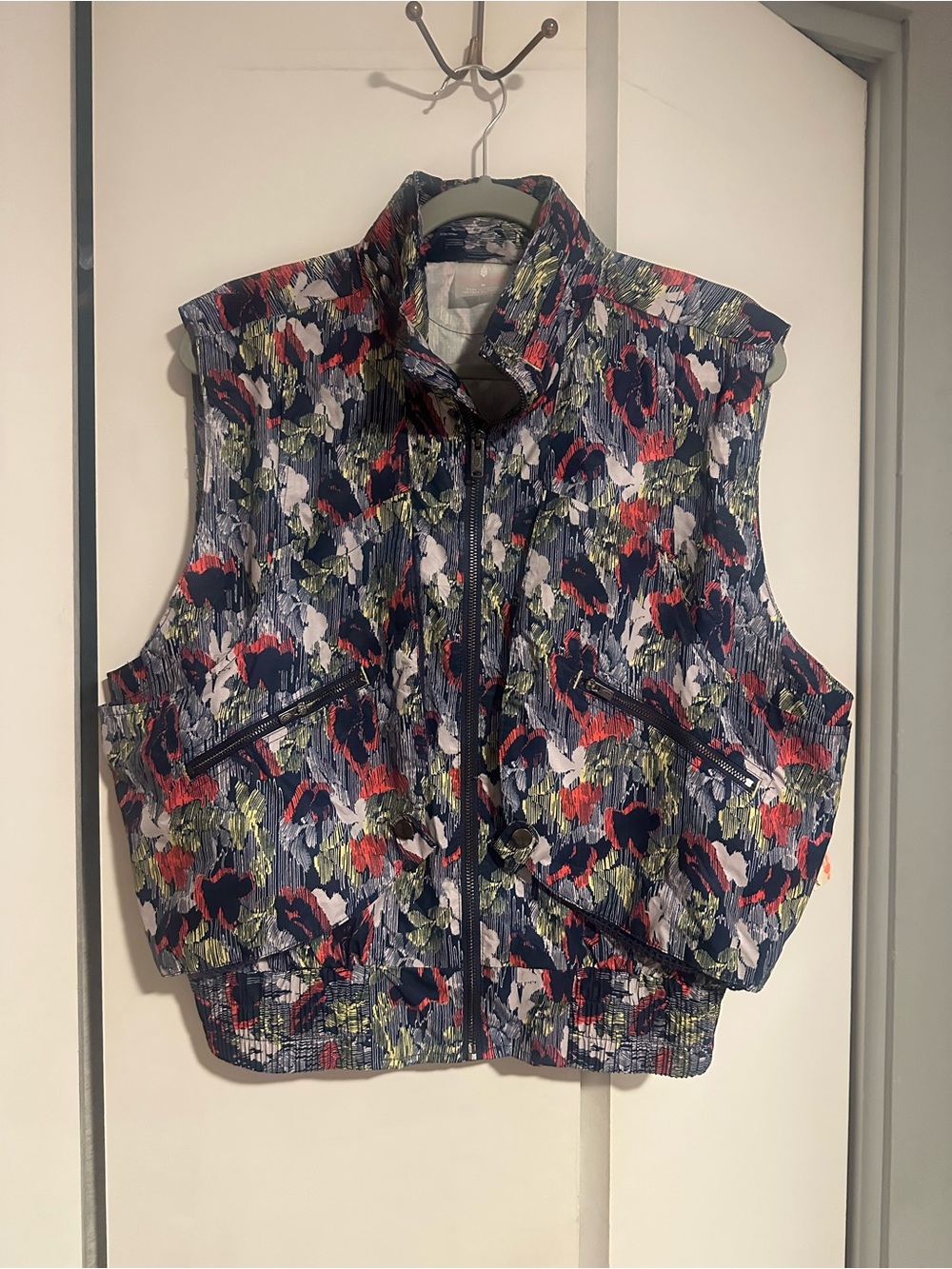 FP Movement Off The Grid Printed Vest NWT - Picture 7 of 13
